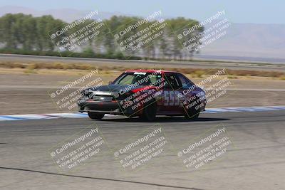 media/Oct-01-2022-24 Hours of Lemons (Sat) [[0fb1f7cfb1]]/10am (Front Straight)/